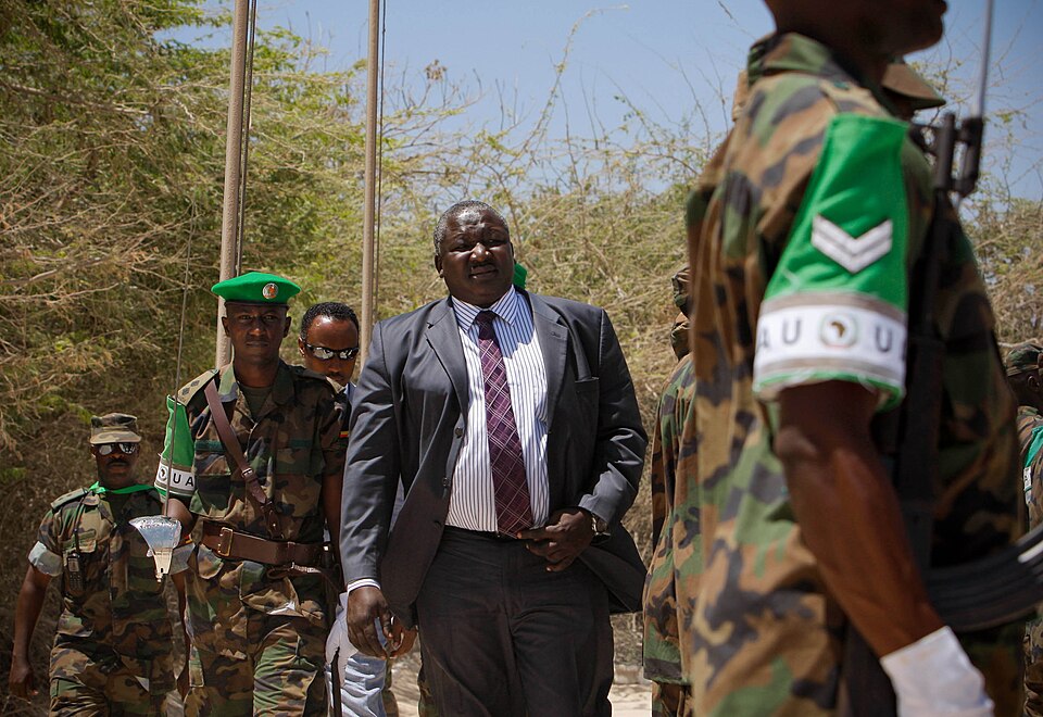 Uganda nega acordo com EUA para receber imigrantes indocumentados