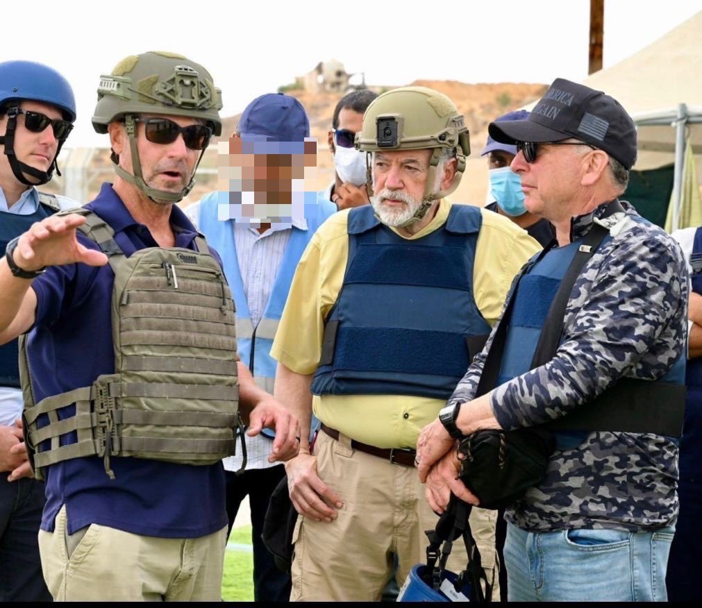 Hamas condena ‘visita teatral’ do enviado de Trump a centros de distribuição em Gaza