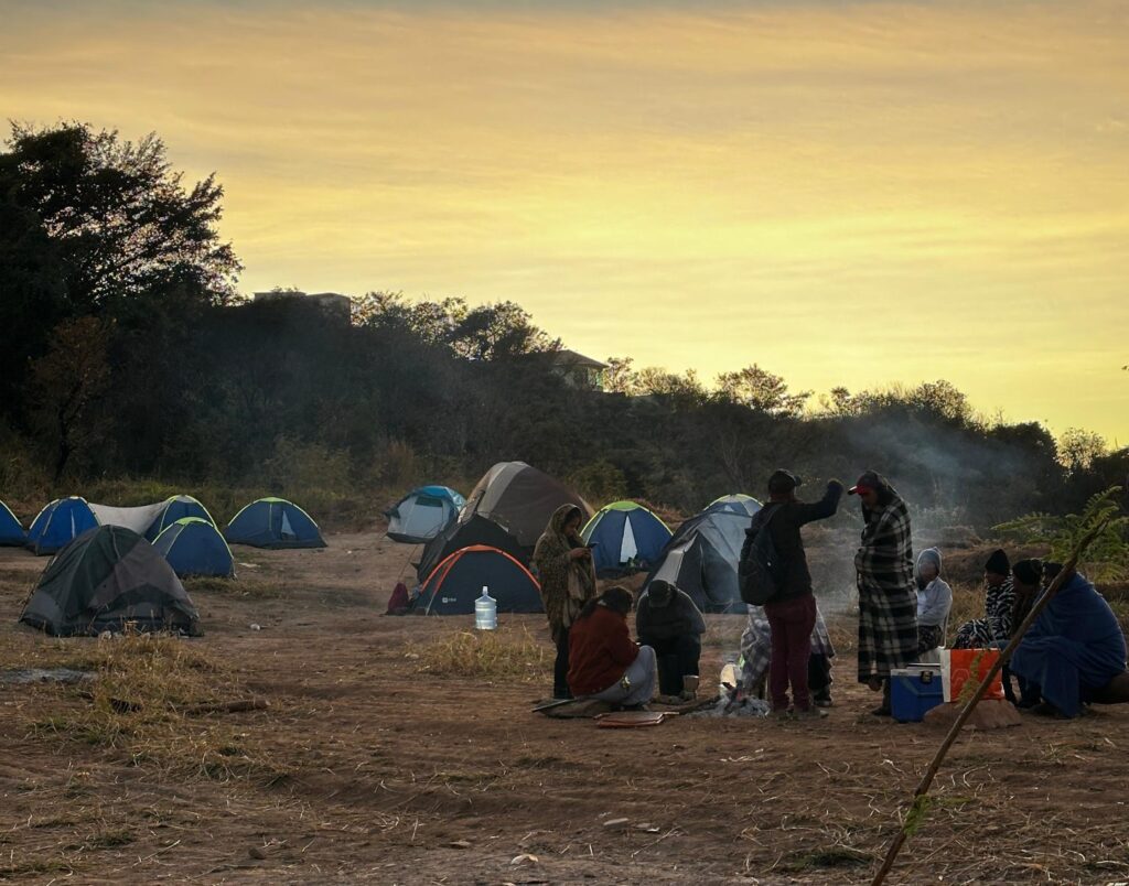Famílias do MLB resistem a ataque de grileiros