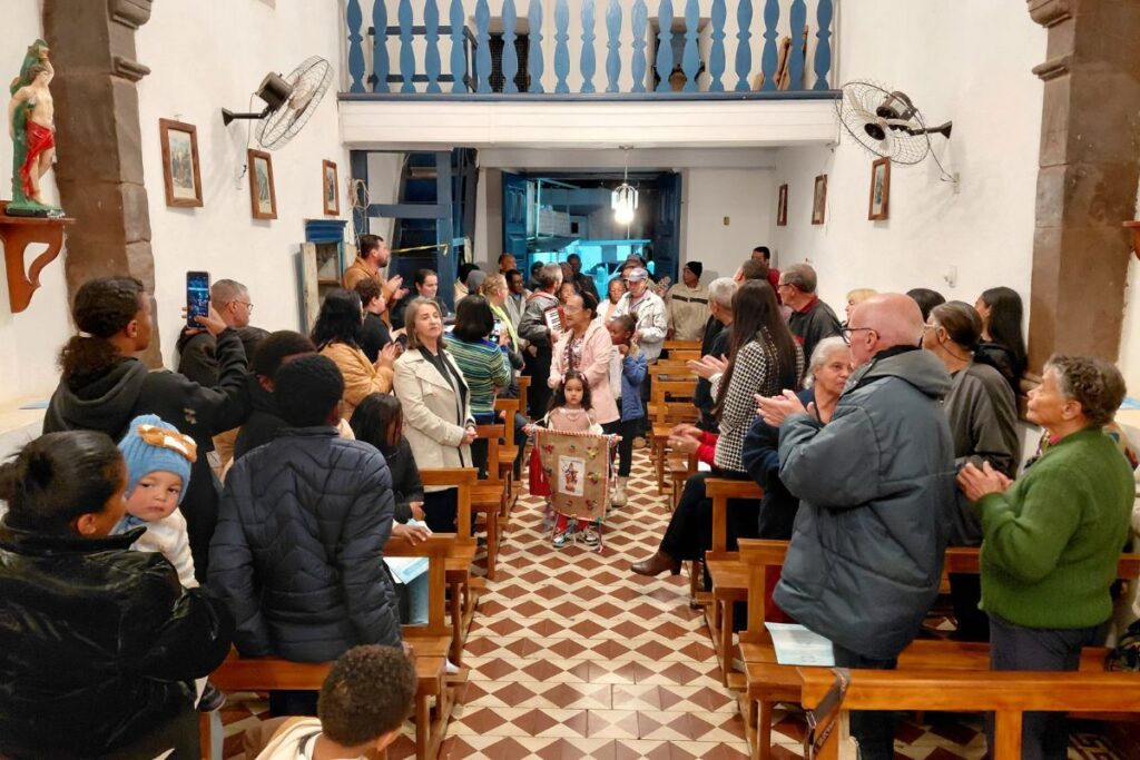 Para erguer pilha de rejeitos, CSN contesta identidade de quilombolas em MG