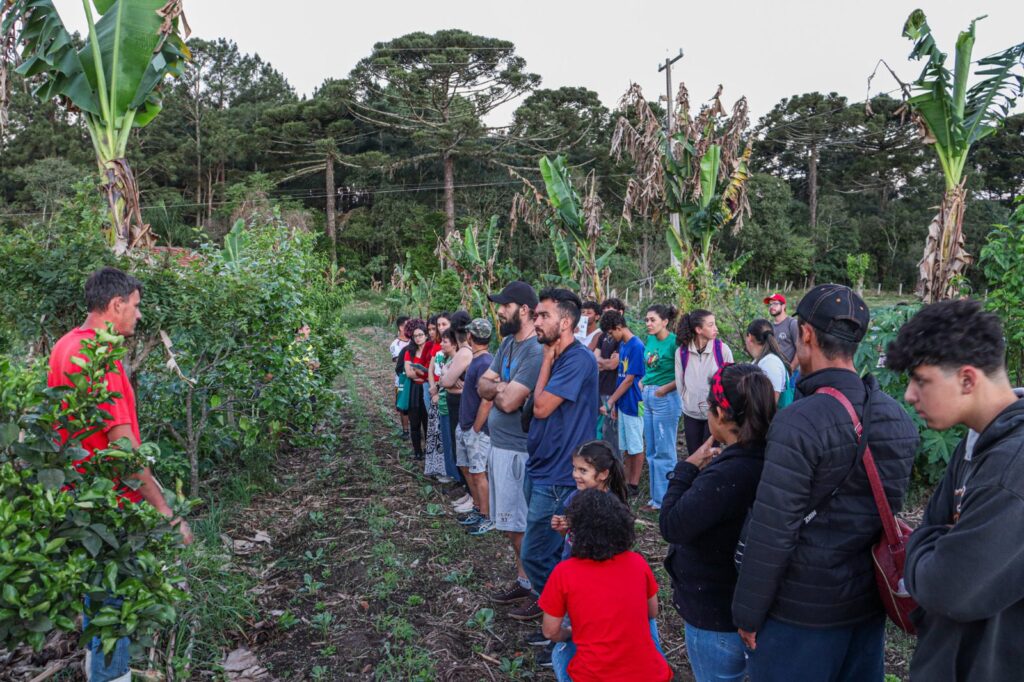 Por que devemos combater o Agronegócio?