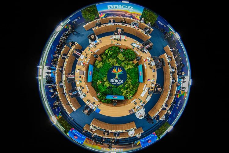 BRICS e o desafio climático: entre promessas e urgências do Sul Global