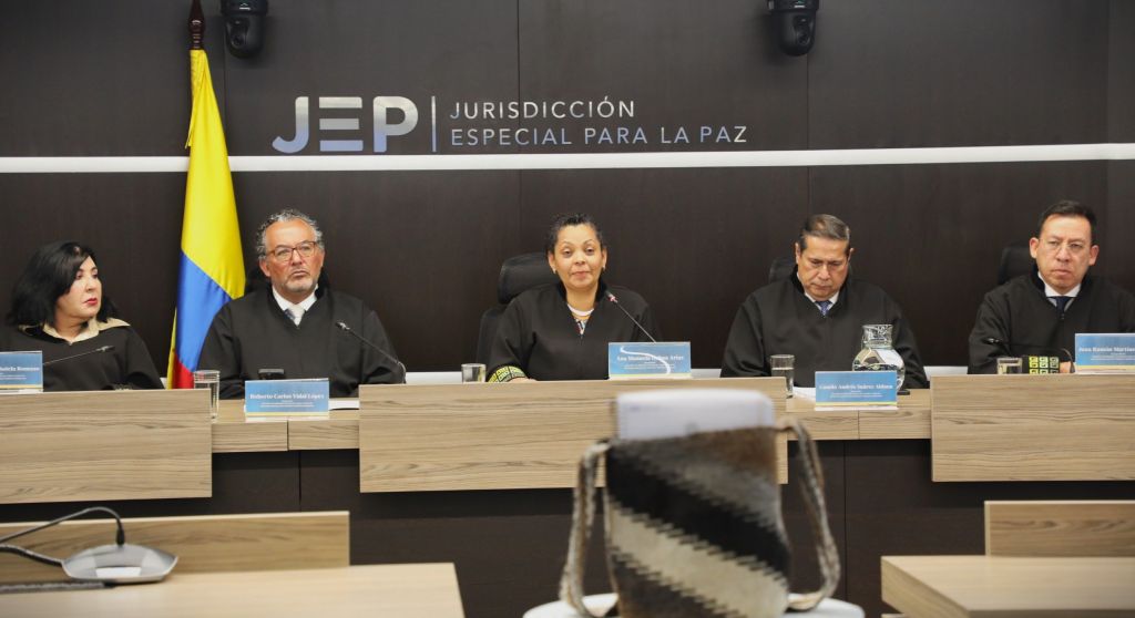 Colômbia impõe trabalho em comunidades indígenas a ex-militares condenados