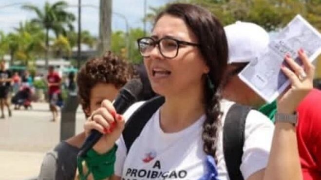5ª Conferência Nacional de Políticas para as Mulheres começa dia 29; confira programação 2 na-5a-conferencia-nacional-de-mulheres-feministas-propoem-fim-do-financiamento-a-comunidades-terapeuticas-gabriela-sagaz-representante-da-renfa-no-conselho-nacional-dos-direitos-das-mulheres-cndm-foto-rede-nacional-de-feministas-antiproibicionistas-renfa-tvt-news