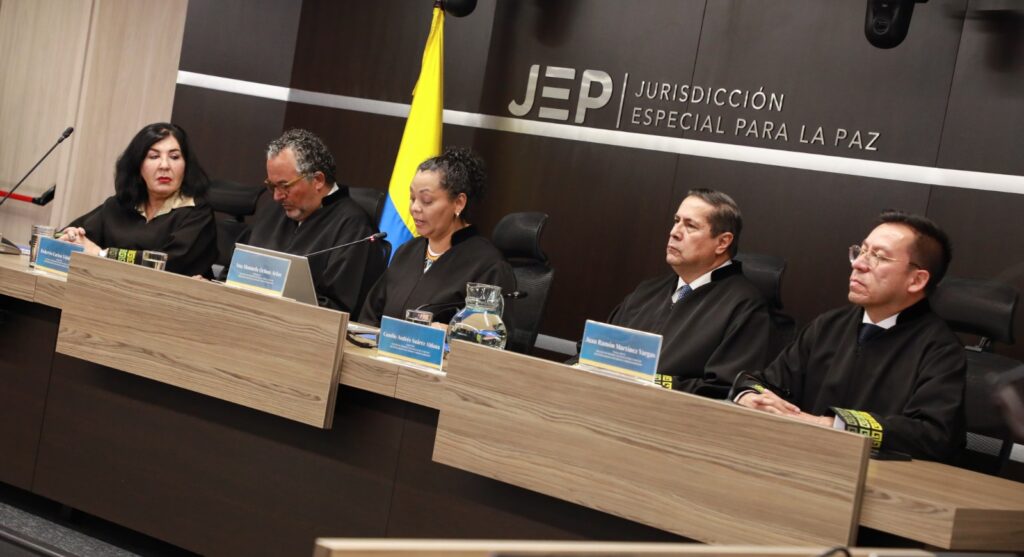 Colômbia condena pela primeira vez ex-militares por assassinato de civis Colômbia condena pela primeira vez ex-militares por assassinato de civis