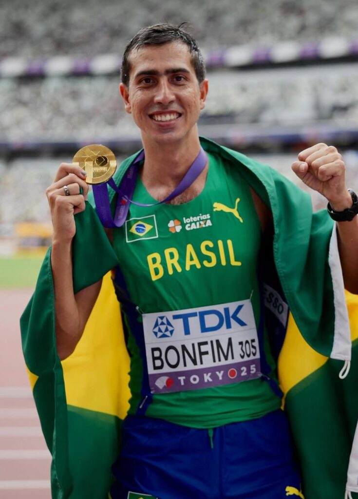Caio Bonfim é campeão mundial dos 20 km da marcha atlética em Tóquio Caio Bonfim é campeão mundial dos 20 km da marcha atlética em Tóquio
