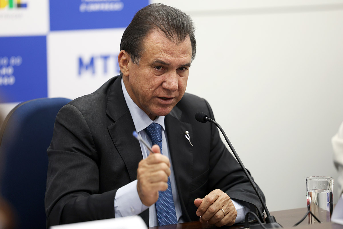 Brasília (DF), 28/03/2025 - O Ministro do Trabalho e Emprego, Luiz Marinho, apresenta os dados do Novo Cadastro Geral de Empregados e Desempregados (Novo Caged) referentes ao mês de fevereiro de 2025. Foto: José Cruz/Agência Brasil