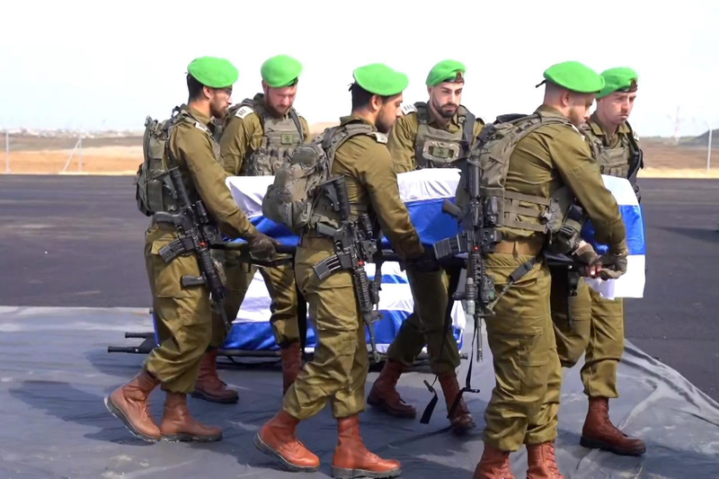 Israel e Hamas realizam nova troca de corpos de reféns, mas ajuda humanitária segue bloqueada