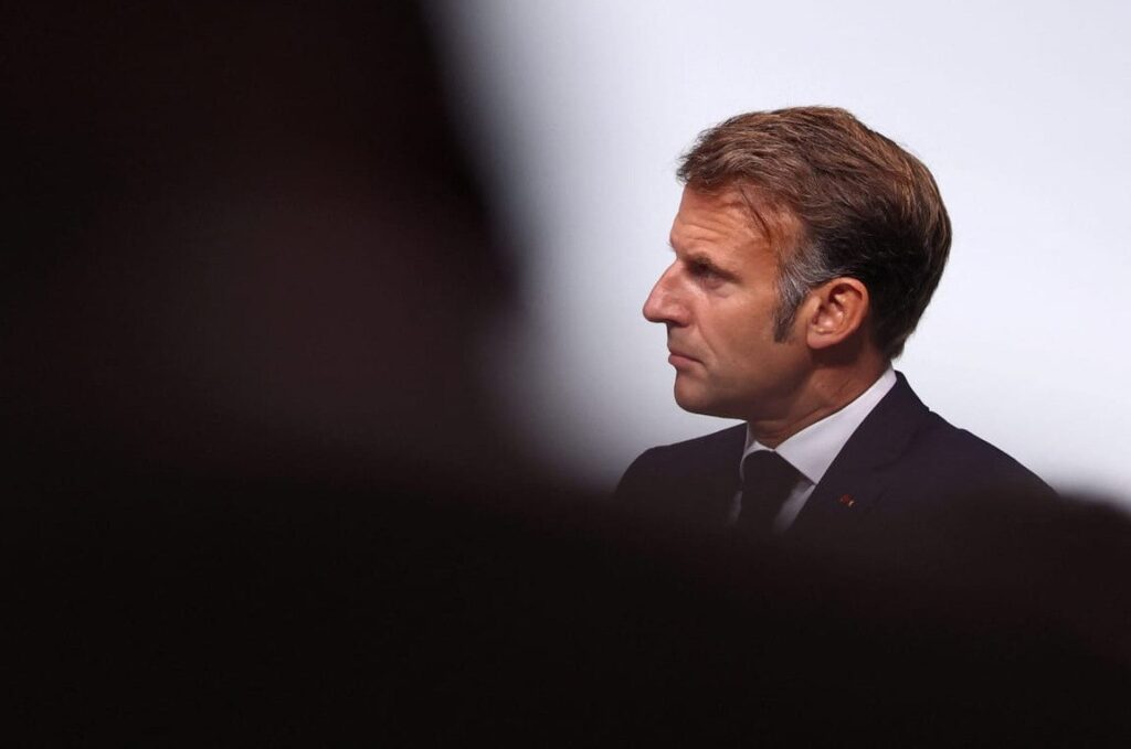 A ordem liberal agoniza, agora na França