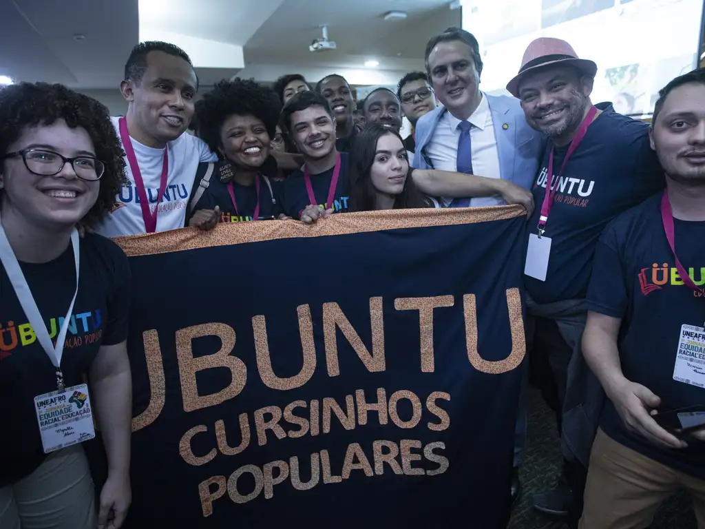 aulao-para-o-enem-em-sbc-lula-se-encontra-com-estudantes-de-cursinhos-populares-o-mec-enem-e-uma-plataforma-para-o-jovem-ou-qualquer-brasileiro-que-queira-se-preparar-para-fazer-a-prova-do-enem-explica-o-presidente-lula-foto-joedson-alves-agencia-brasil-tvt-news