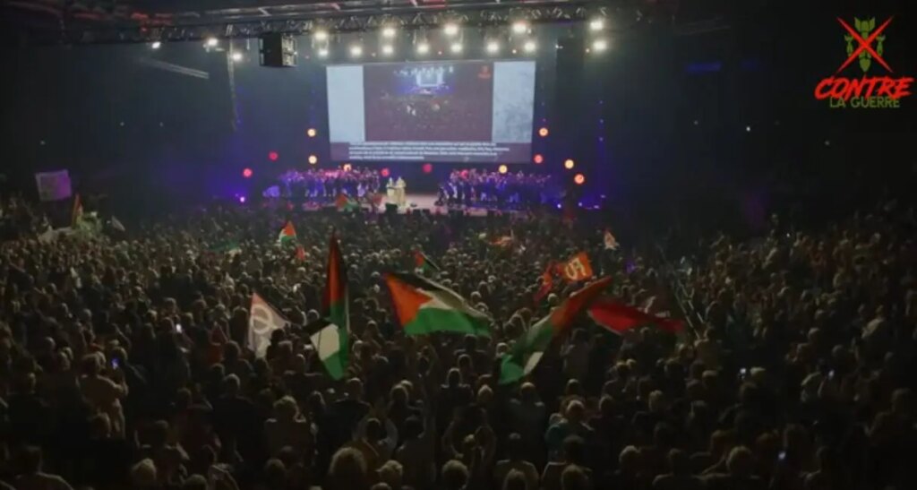 Encontro Internacional Contra a Guerra reúne 4 mil pessoas em Paris Encontro Internacional Contra a Guerra reúne 4 mil pessoas em Paris