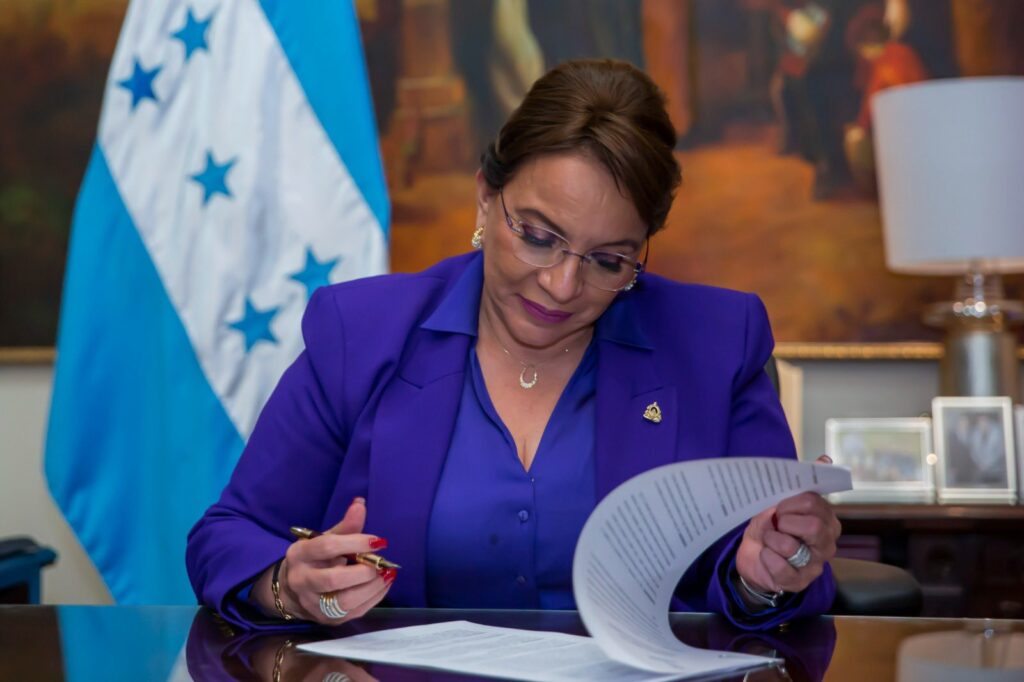 Governo de Honduras denuncia plano da oposição para sabotar eleições Governo de Honduras denuncia plano da oposição para sabotar eleições