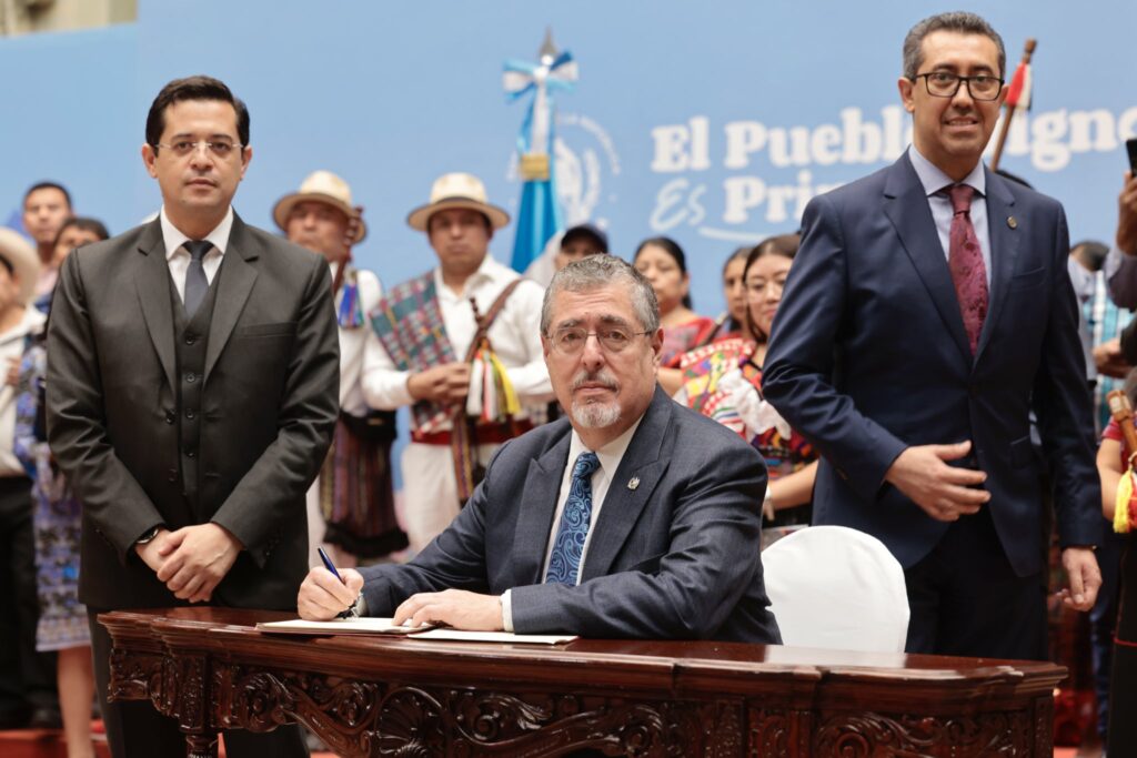 Presidente da Guatemala denuncia tentativa de golpe do Judiciário