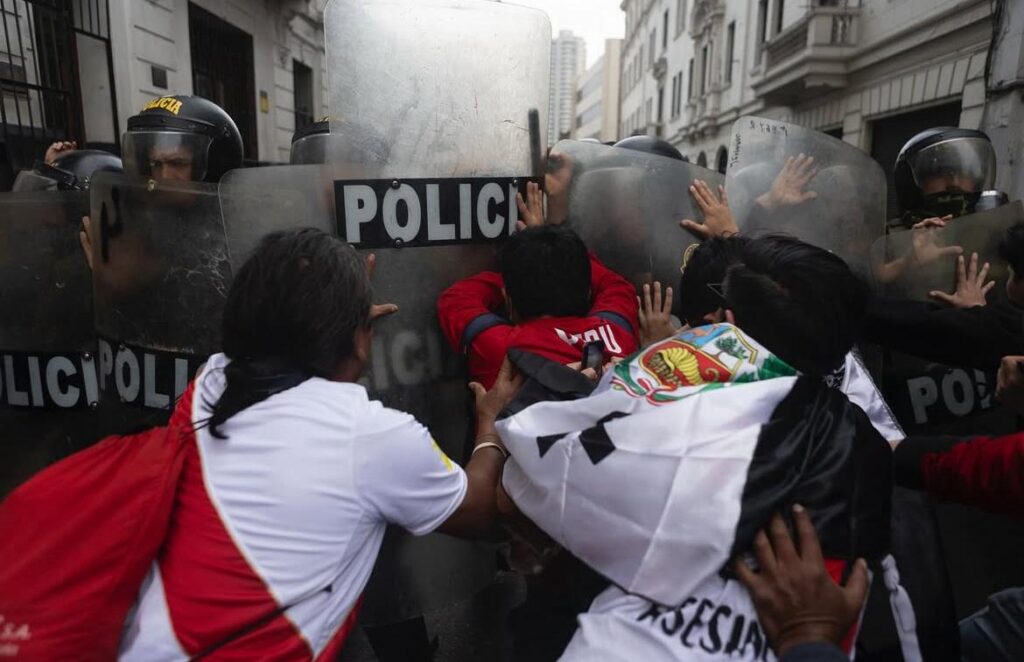 ‘Peru expõe o desprezo das elites pela democracia na América Latina’, diz Verónika Mendoza