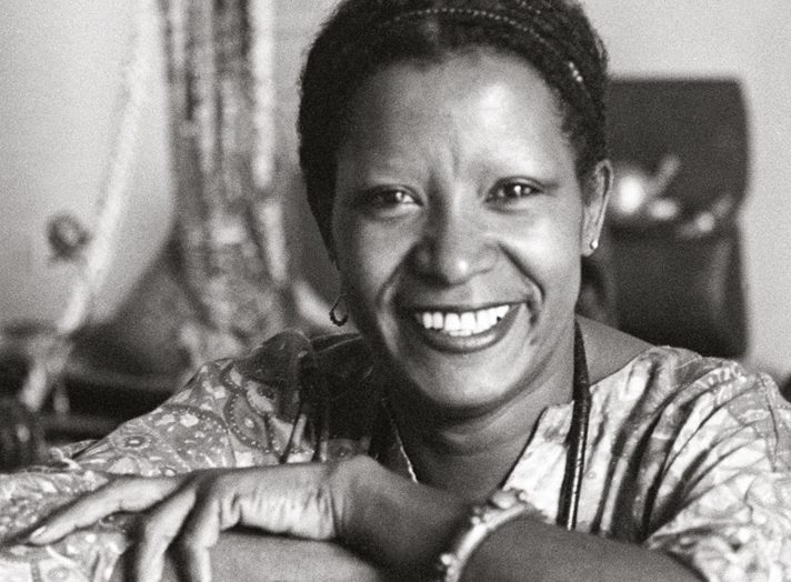 o-que-e-decolonialismo-e-decolonialidade-tvt-news-mulher-negra- consciencia-negra-conheca-12-autores-negros-da-literatura-brasileira-autoras-negras-autores-negros-dica-de-leitura-tvt-news