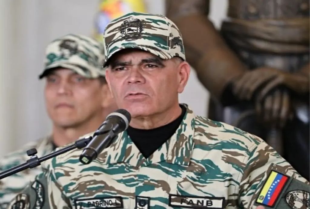 Venezuela diz estar pronta para combate após ameaças de Trump