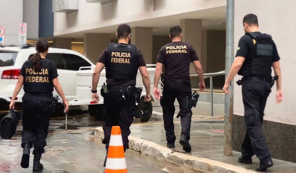 Ex-ministro de Bolsonaro é alvo da PF em inquérito de fraude do INSS