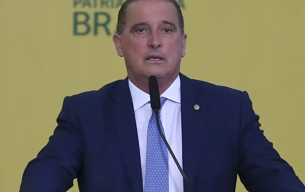 Onyx visita gabinete de Marinho antes de depor na CPMI do INSS