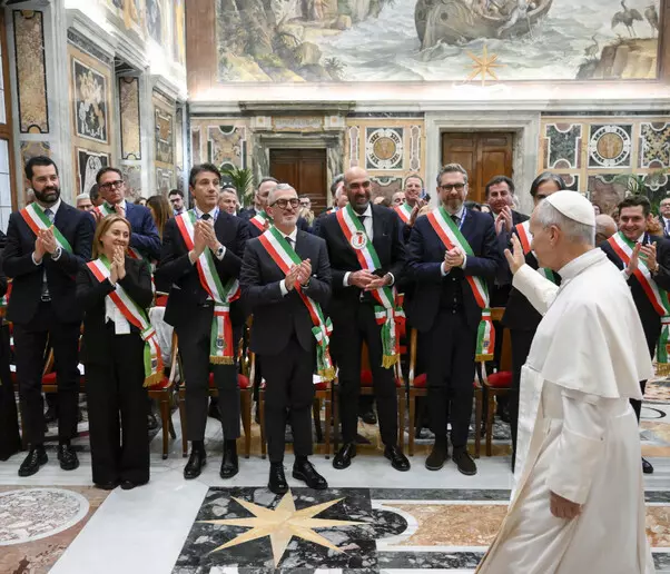 Papa Leão 14 denúncia ‘flagelo dos jogos de azar’ e pede ‘paz social’