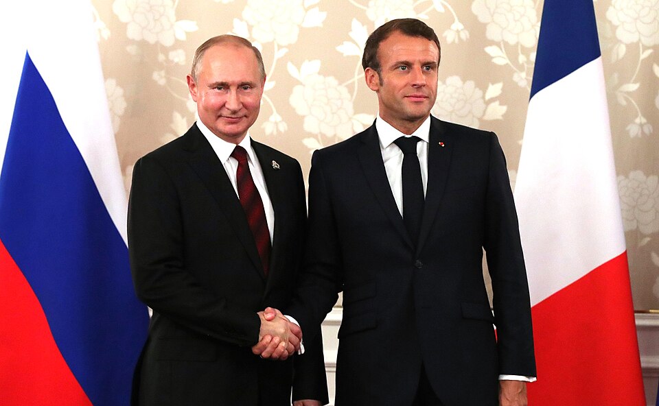 França e Rússia ensaiam retomada de diálogo sobre a Ucrânia