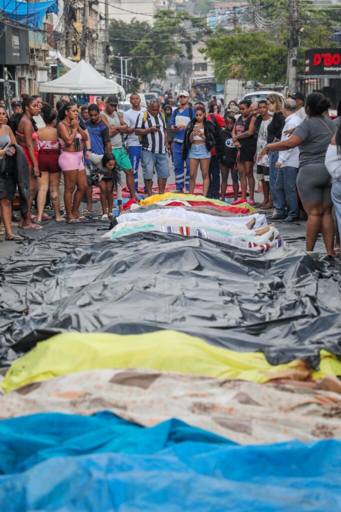 Racismo e capitalismo tiram bilhões todos os anos do povo negro