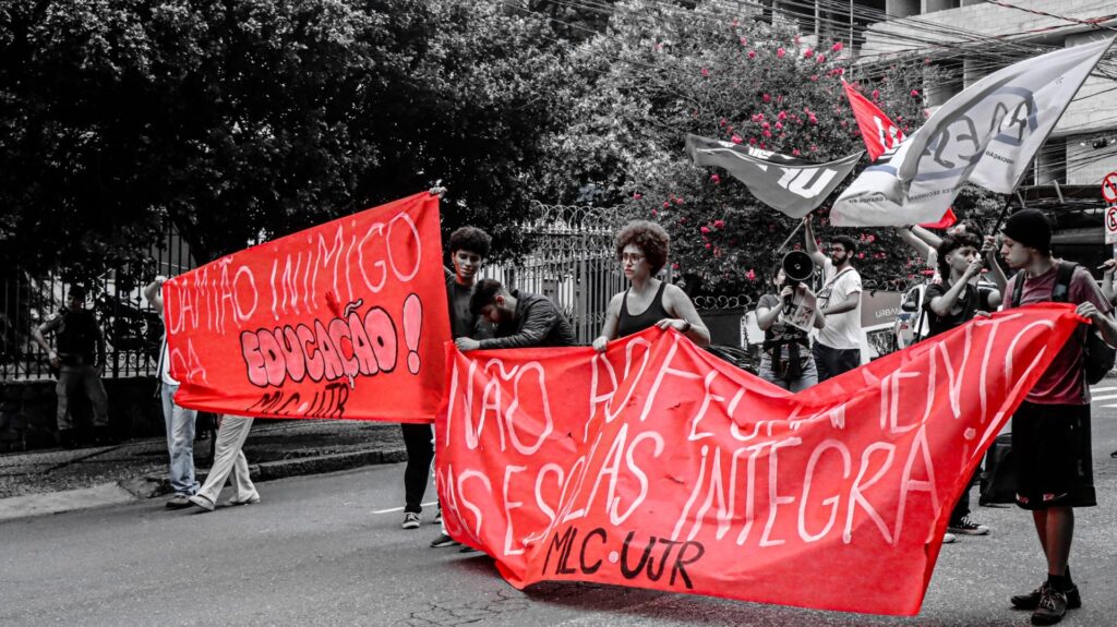 Poder popular impõe continuidade da escola municipal Paulo Mendes Campos em BH