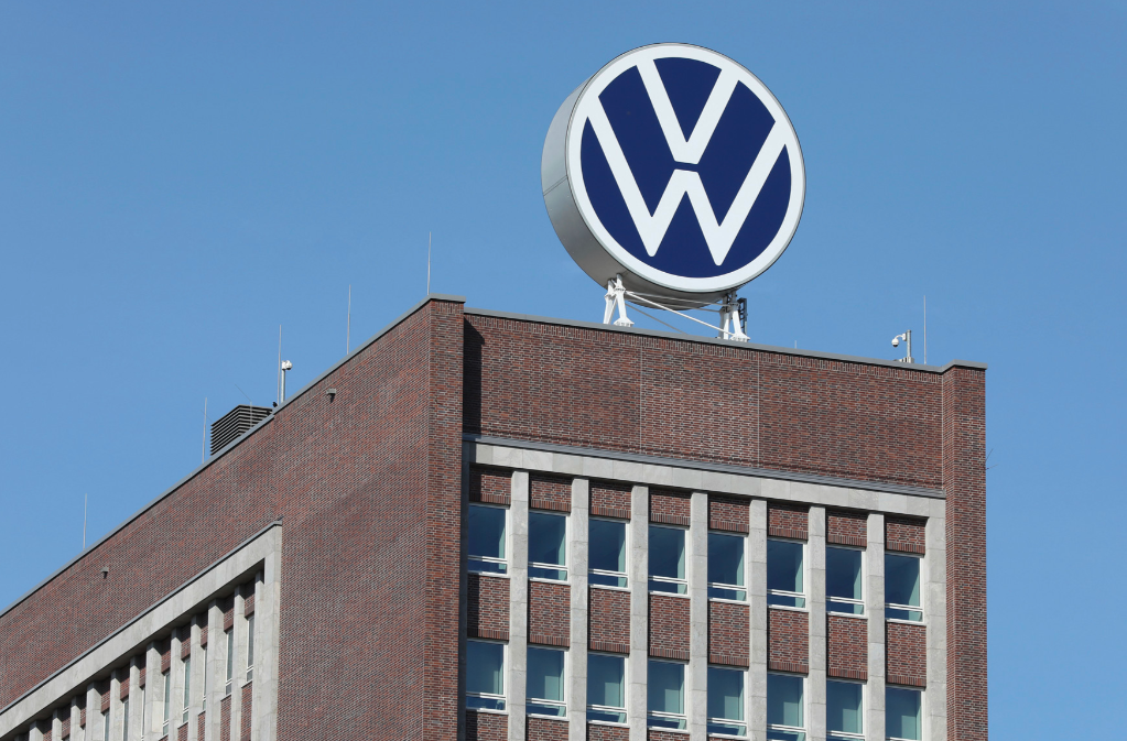 Trabalhadores processam Volkswagen por regime análogo à escravidão Trabalhadores processam Volkswagen por regime análogo à escravidão