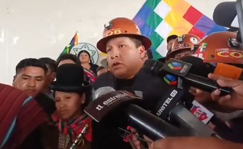 Após semanas de protestos, governo boliviano revoga decreto de aumento dos combustíveis