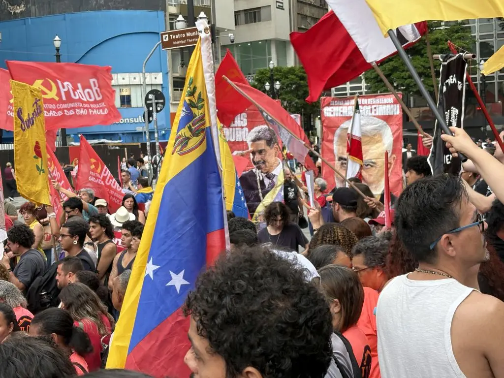 Ato pela libertação de Maduro reúne manifestantes em 13 cidades do Brasil