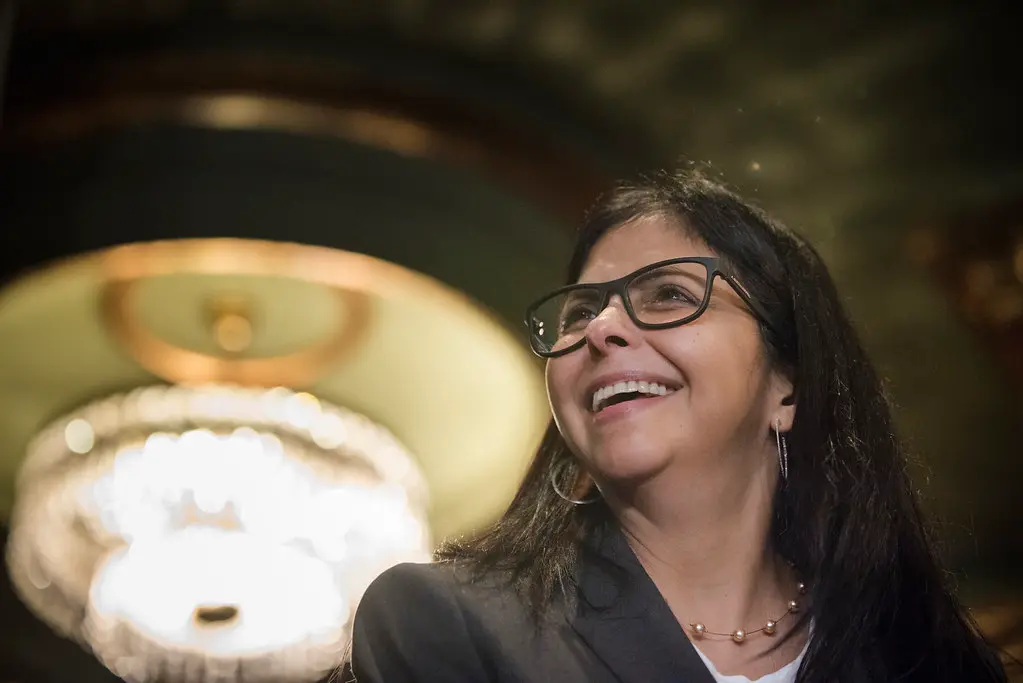 Quem é Delcy Rodríguez, a nova presidenta da Venezuela