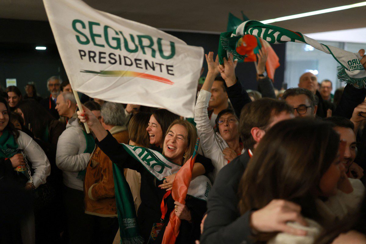 esquerda-vence-as-eleicoes-em-portugal-socialista-antonio-jose-seguro-vence-extrema-direita-e-se-elege-presidente-em-portugal-tvt-news