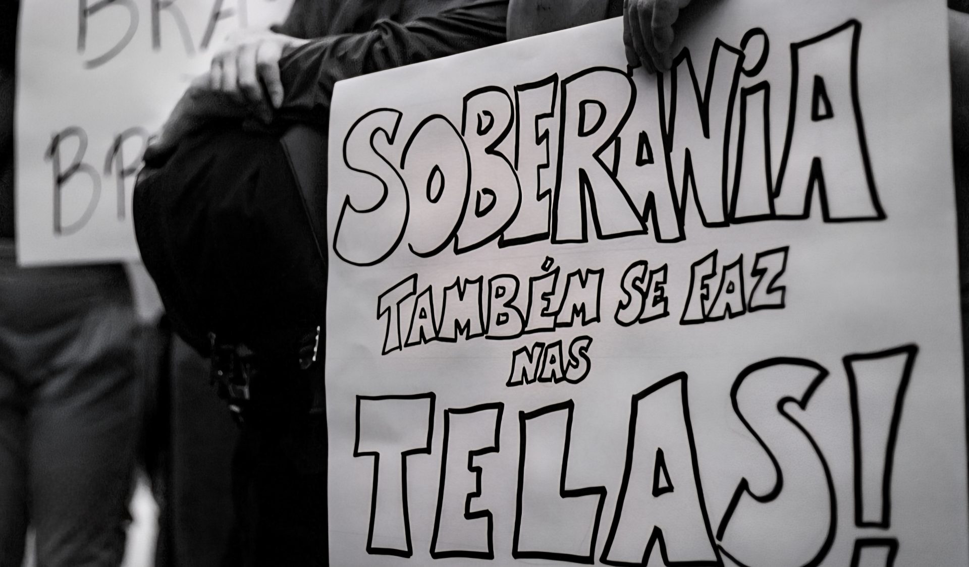 Trabalhadores do setor audiovisual vão às ruas contra o "PL do Streaming" (foto: Felipe Penteado)