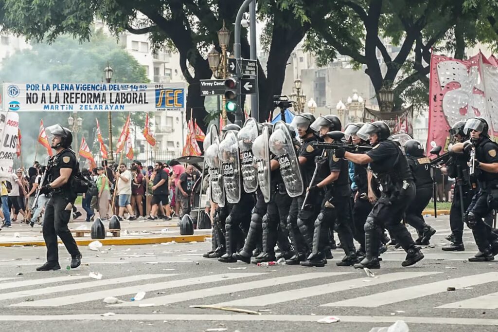 Por que a Argentina está em greve geral