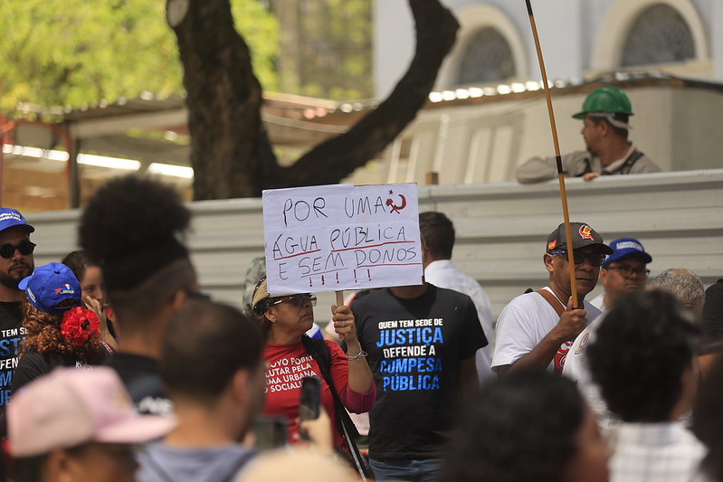 Privatização: A conta oculta da água em Pernambuco