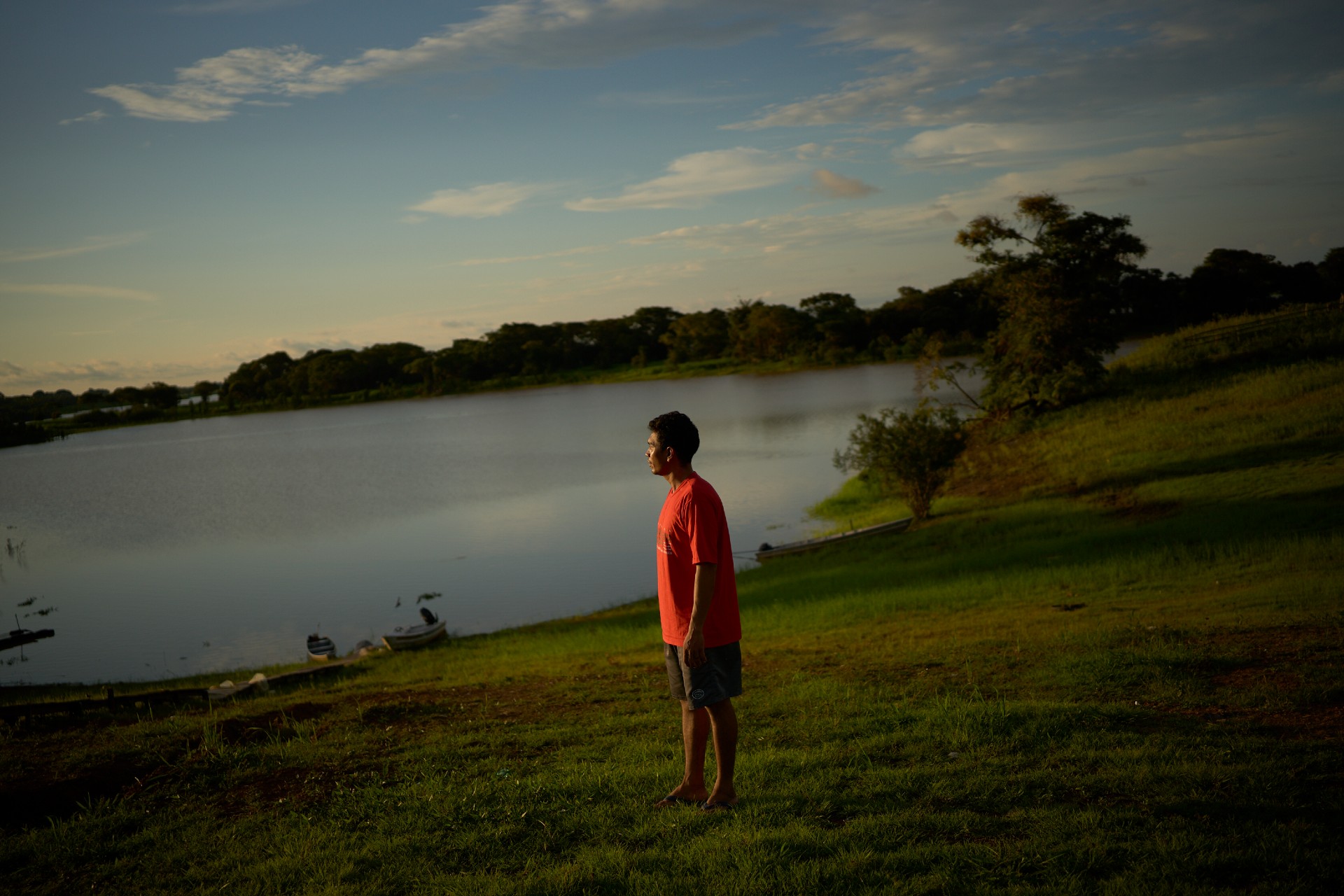 “They are violating our rights,” says Filipe Gabriel Mura, indigenous leader of Soares village (Photo: Mariana Greif/Repórter Brasil)