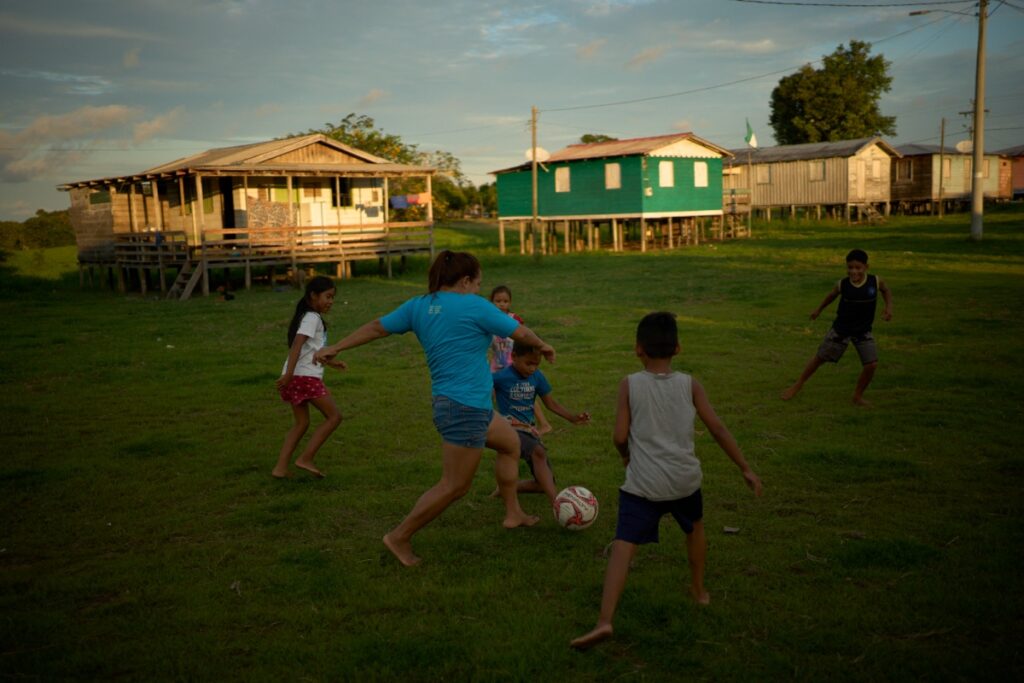 Global banks stay silent on ties to Indigenous-opposed project in the Amazon