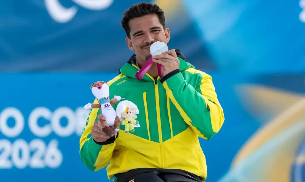 Cristian Ribera conquista primeira medalha do Brasil na Paralimpíada de Inverno