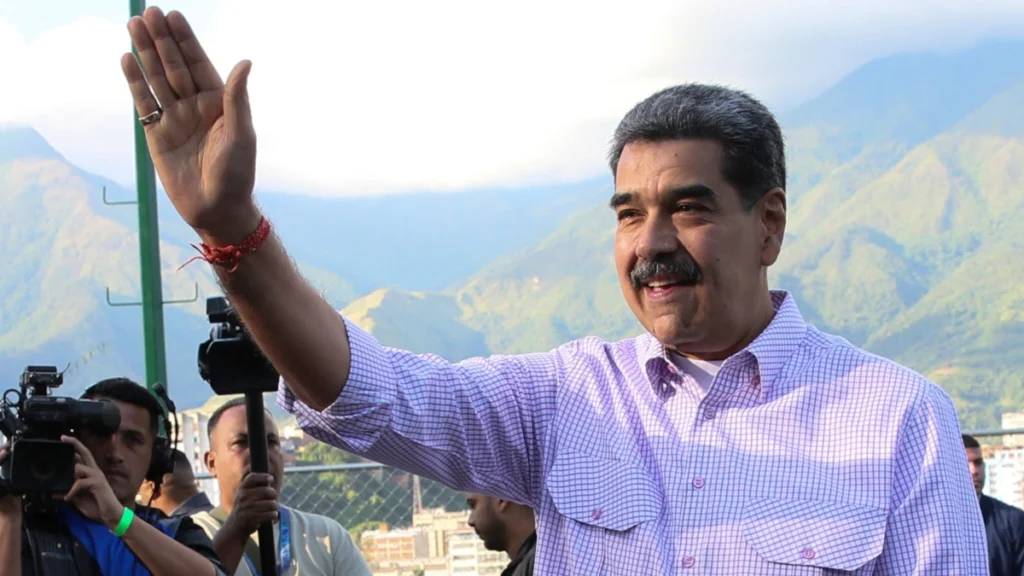 Advogados de Maduro exigem arquivamento de acusações contra presidente da Venezuela