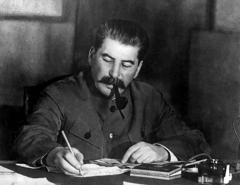 Josef Stalin: a trajetória do “homem de aço”