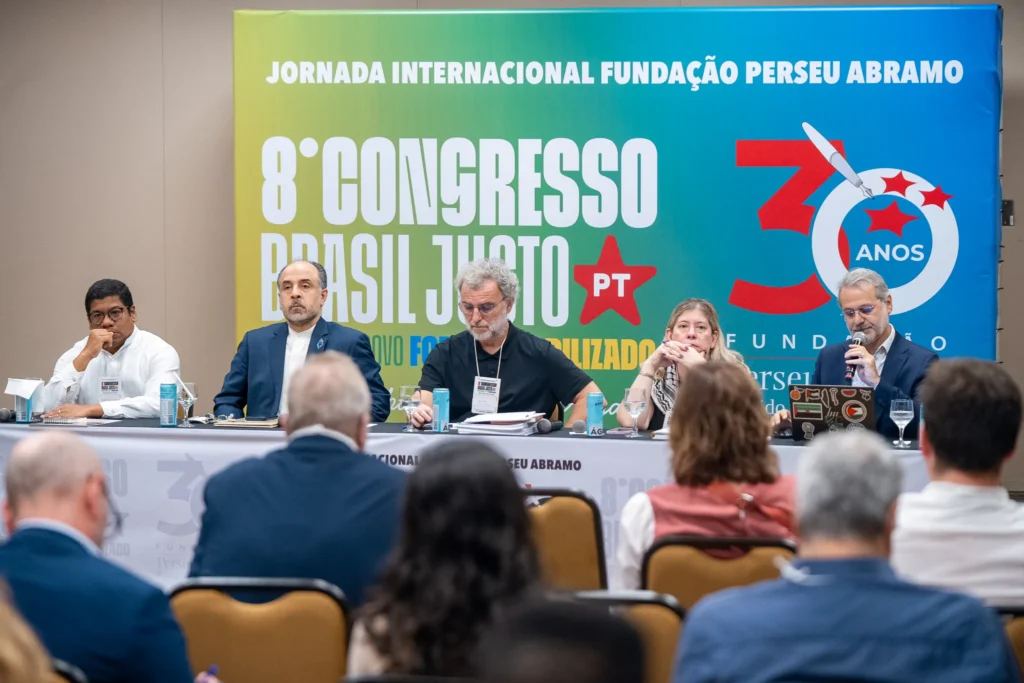Jornada Internacional debate a imprevisibilidade das “Guerras de Trump” e a resistência global Jornada Internacional debate a imprevisibilidade das “Guerras de Trump” e a resistência global