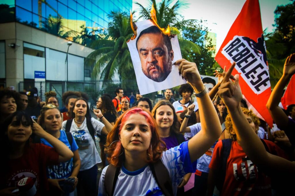 Povo exige eleições diretas no RJ após fim do governo mais assassino da história