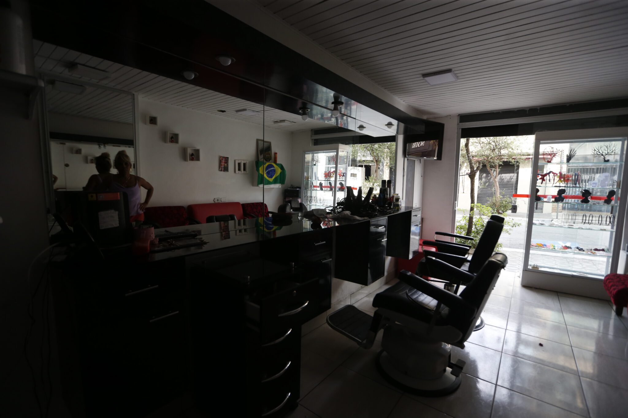 na-capital-paulista-em-diversas-ocasioes-comercios-e-residencias-atendidas-pela-enel-ficaram-sem-luz-foto-paulo-pinto-agencia-brasil-tvt-news