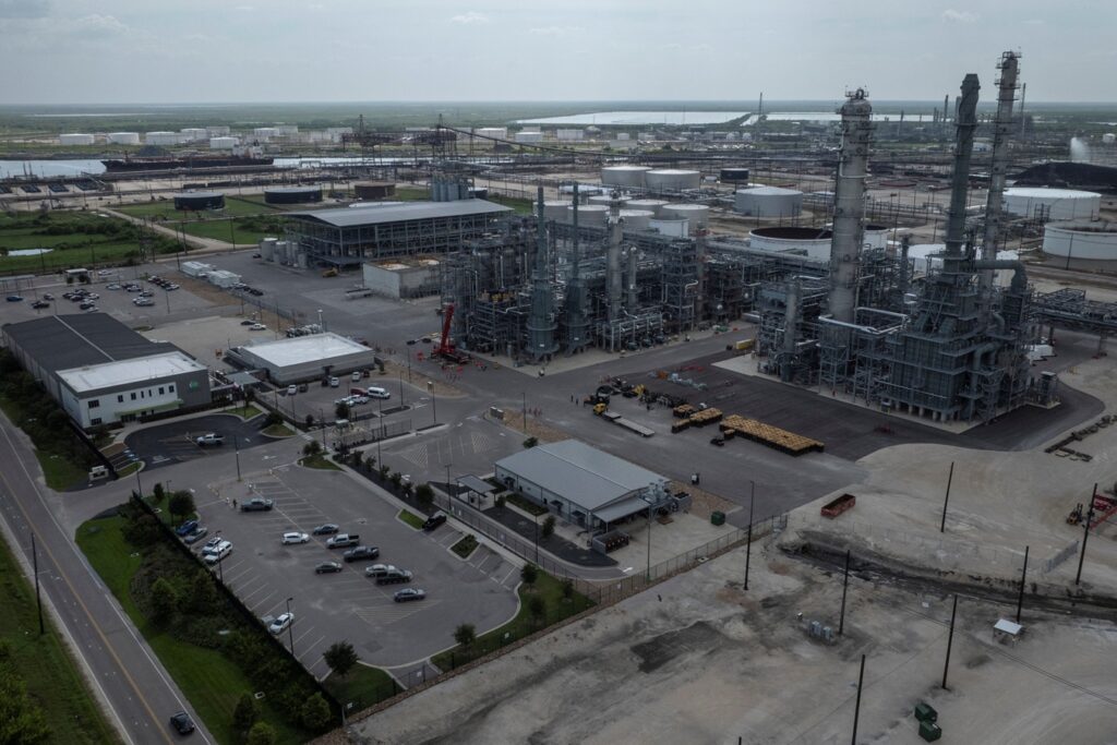 Diesel ‘verde’ feito nos EUA tem elo com empresa condenada em caso de desmate