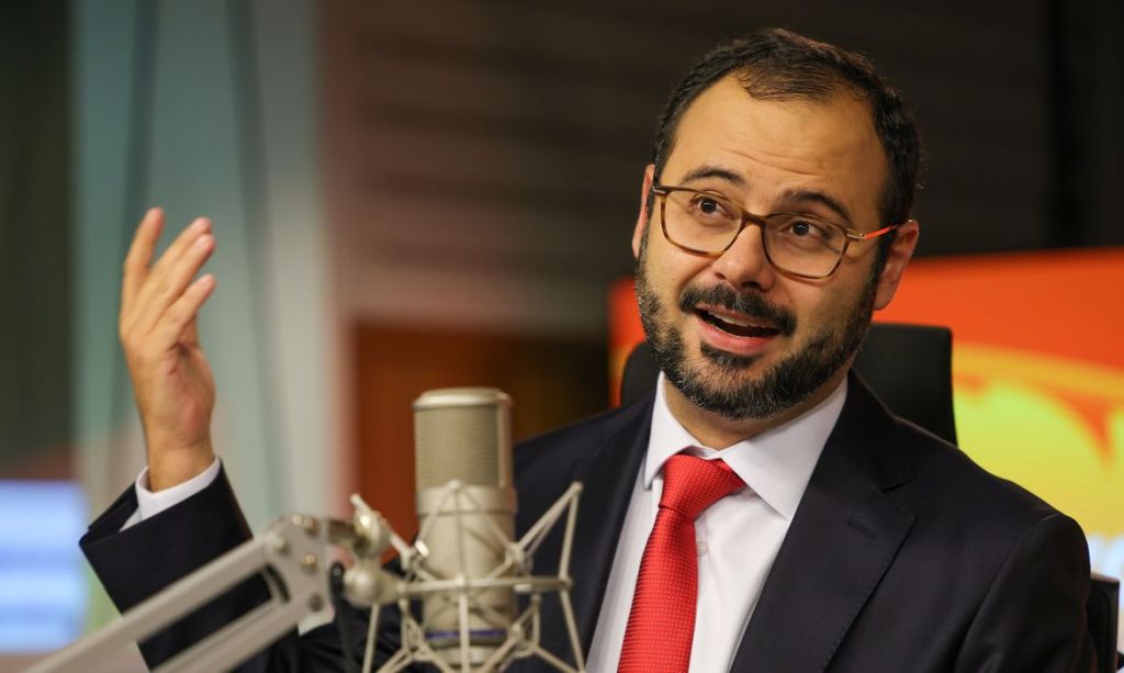 ‘Fim da escala 6×1 vai favorecer empreendedorismo’, prevê ministro