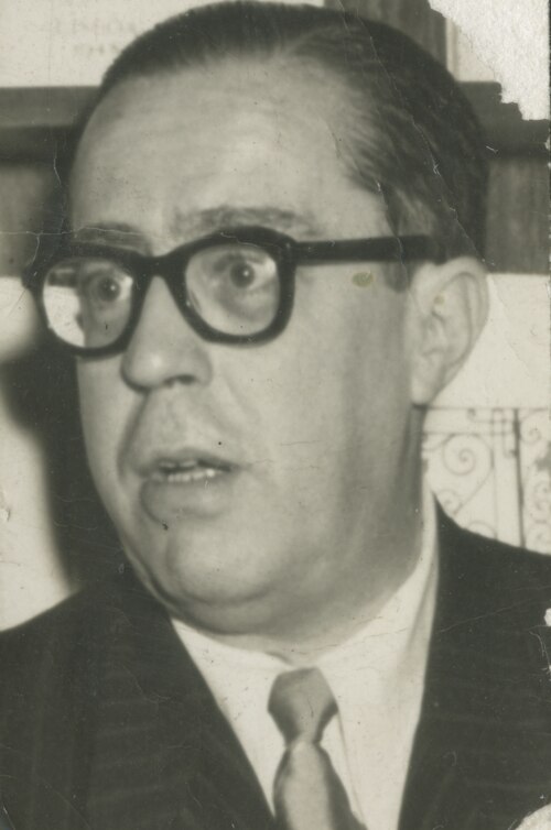 Sérgio Buarque de Holanda: intérprete das raízes brasileiras Sérgio Buarque de Holanda: intérprete das raízes brasileiras
