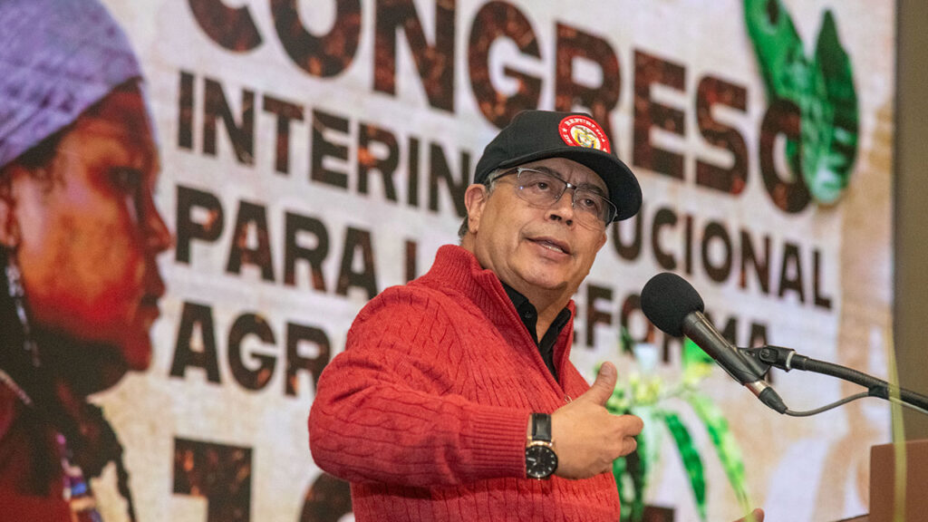 ‘Apenas para destruir Colômbia e México’, diz Petro ao questionar Netanyahu sobre libertação de ex-presidente hondurenho