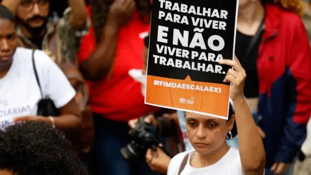 Brasil: Como restaurar os direitos do Trabalho