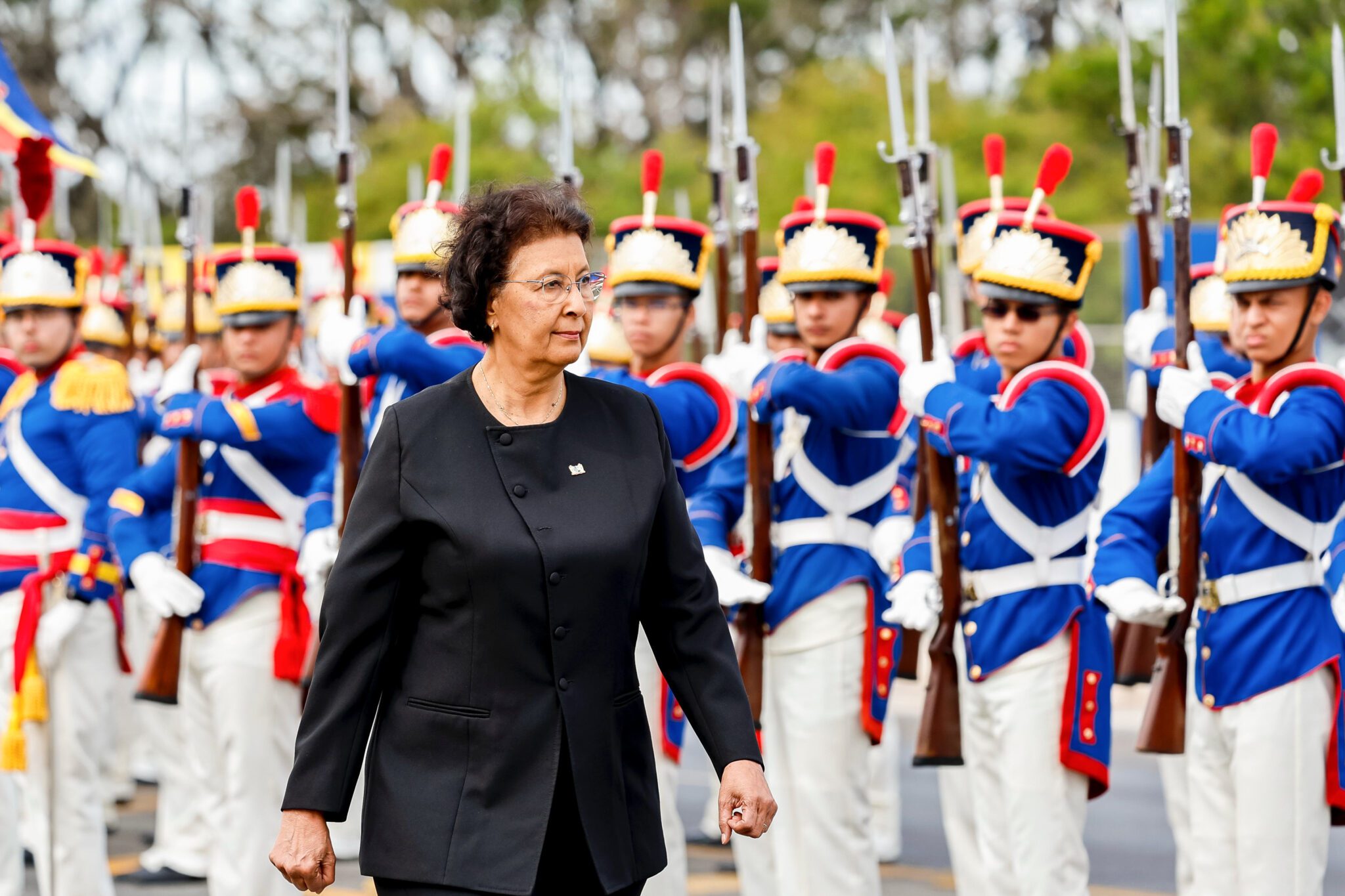 Lula sobre presidenta Simons do Suriname: "símbolo da força das mulheres" 6 lula-se-encontra-com-presidenta-simons-do-suriname-simbolo-da-forca-das-mulheres-28-05-2026-presidente-da-republica-luiz-inacio-lula-da-silva-durante-cerimonia-oficial-de-chegada-da-presidenta-da-republica-do-suriname-jennifer-simons-ao-palacio-do-planalto-brasilia-df-tvt-news