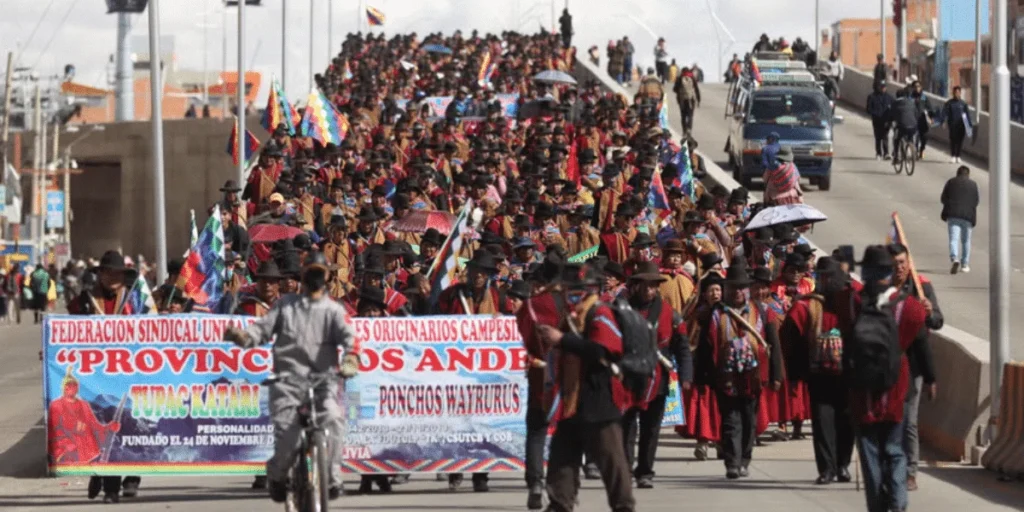 Trabalhadores se rebelam contra governo neoliberal na Bolívia