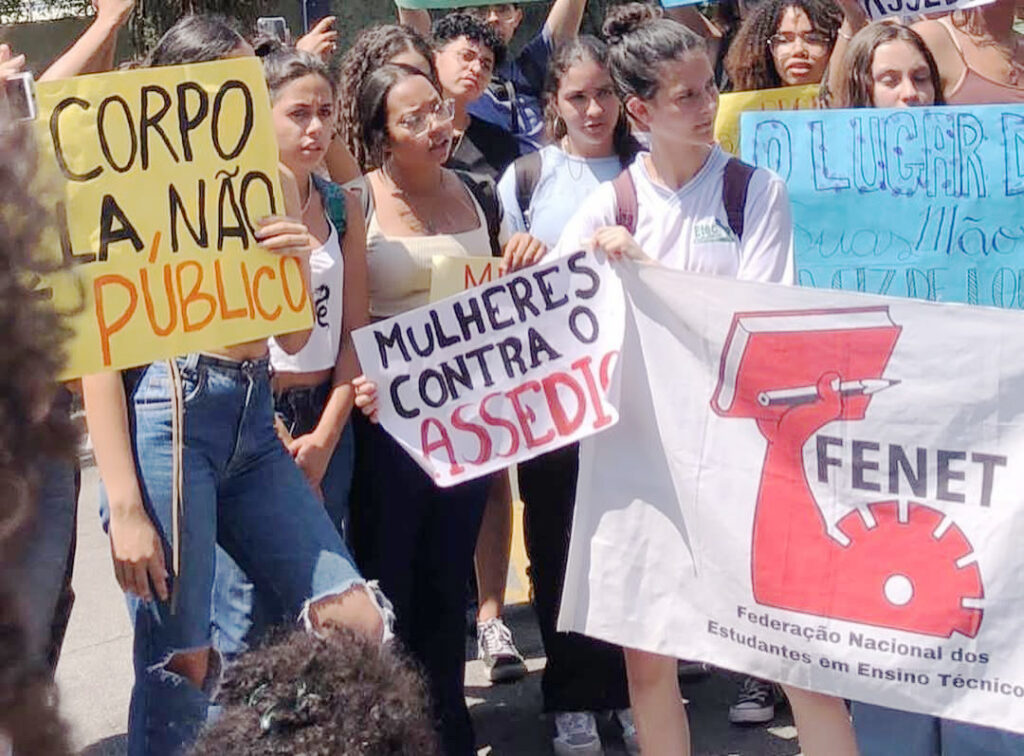 Estudante, lute contra o assédio e a violência